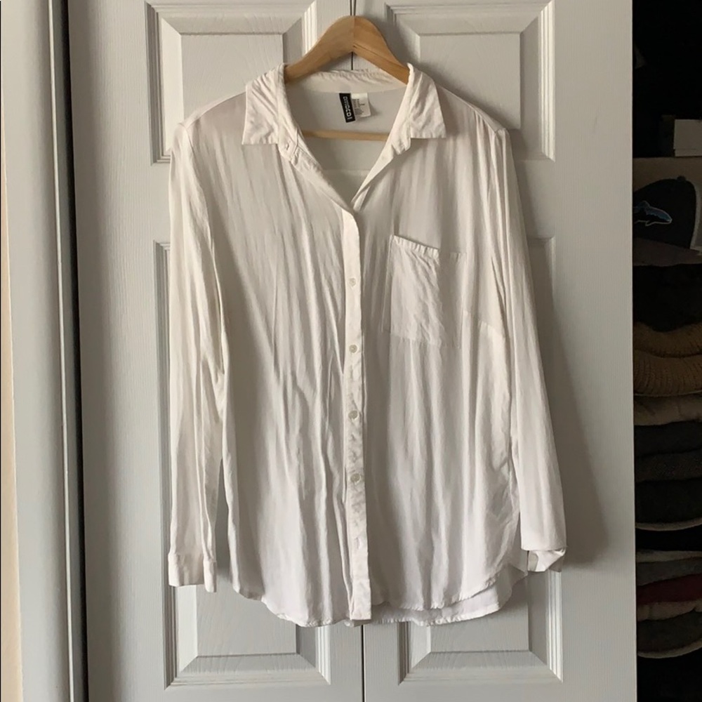 HM Divided Button Down Long Sleeve Shirt